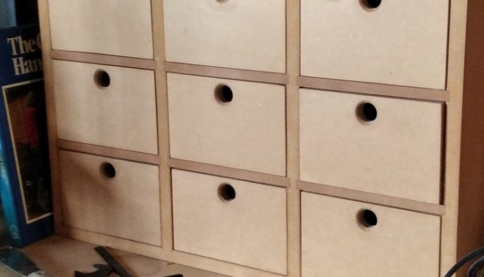 Set of small drawers